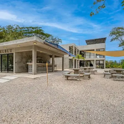 Nelblu Flamingo Suites