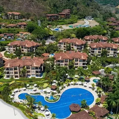 Casa del Mar - Veranda Retreat Pool and Balcony
