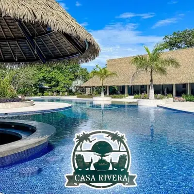 Upscale Tropical Retreat - 4BR in Gated Resort