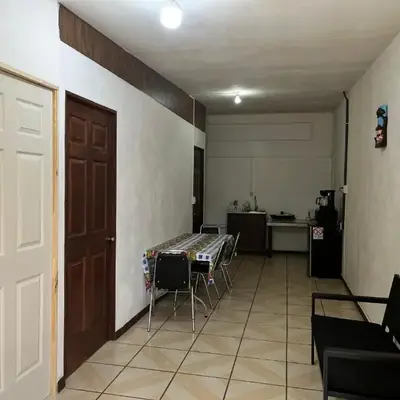 Este no 3 habitaciones