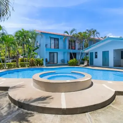 Coco - Laguna Azul Poolside Condo