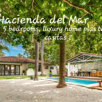 Main Villa plus 2 casitas