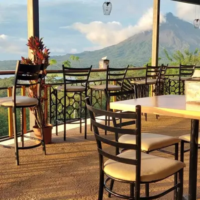Gallery image of Cabaña Lago de Sol in El Castillo de La Fortuna