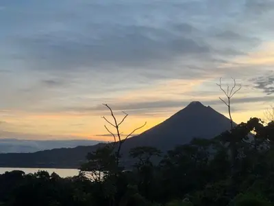 Gallery image of Cabaña Lago de Sol in El Castillo de La Fortuna