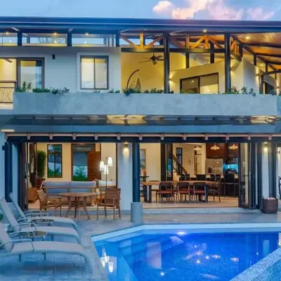 Villa Hermanos Luxury Home with Ocean View