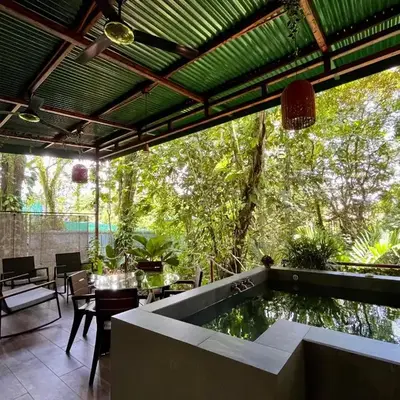 Jungle House with Private Jacuzzi