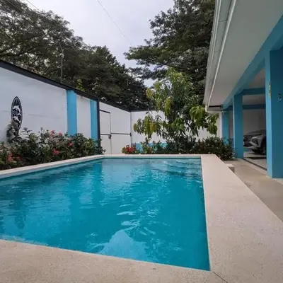 Casa Azul Tropical Poolside Oasis in Sámara