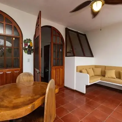 Villas El Parque 18B Central Studio Apartment