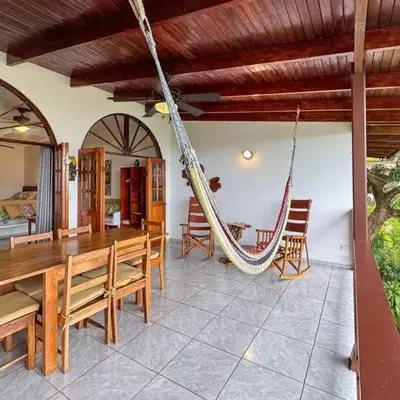 Villas el Parque 18A 1BR Central Apartment w Huge Patio