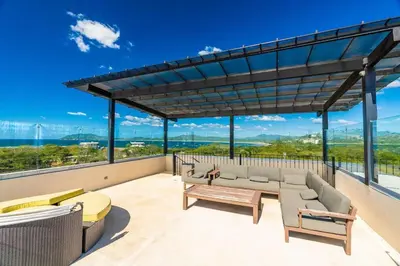 Gallery image of Peninsula Langosta in Tamarindo