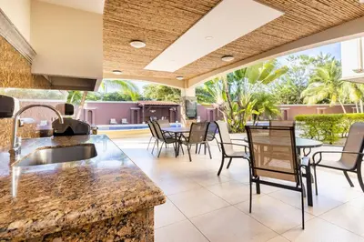 Gallery image of Peninsula Langosta in Tamarindo
