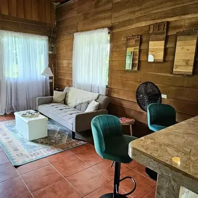 Rustic House Private with Volcano View