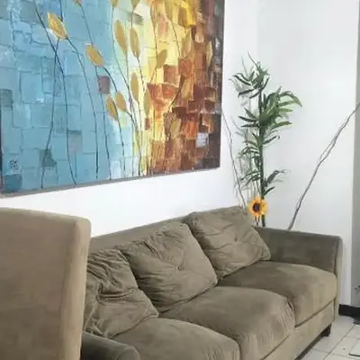 Rohrmoser a 100 metros de la embajada americana
