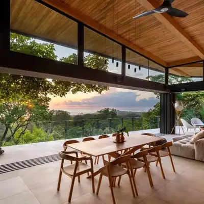 Ohana Villa - Ocean View and a Walk to the Beach