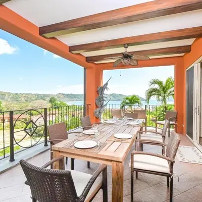 Montebello 2C - 3 bdr 3 bath Ocean View
