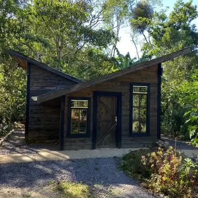 Pipe's Cabin