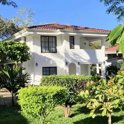 New house in Playa Hermosa