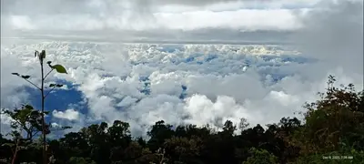 a view of a bunch of clouds in the sky at Infinite Stillness Farm in Buenos Aires