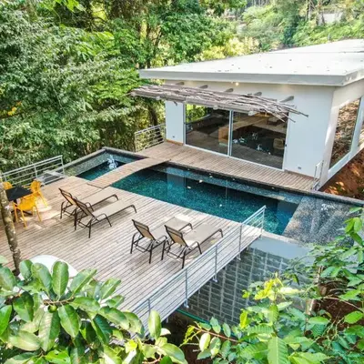 Casa Bromelia