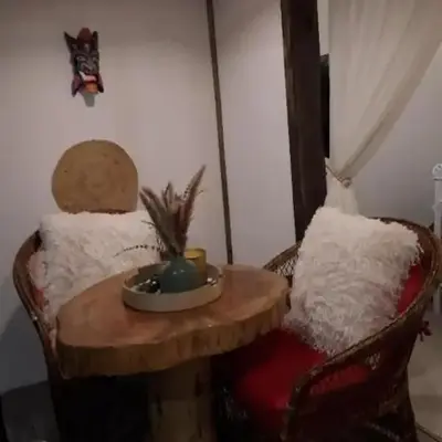 Cozy Café Studio