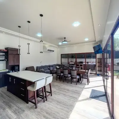 Casa Pura Vida