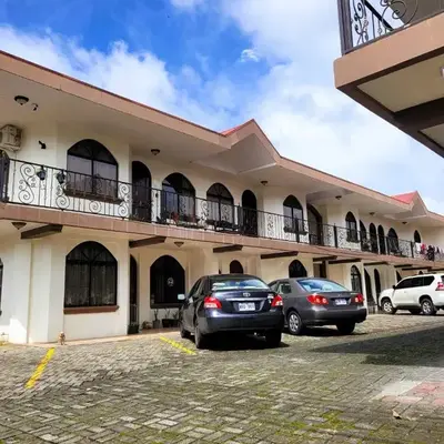Arenal Mountain Apartments
