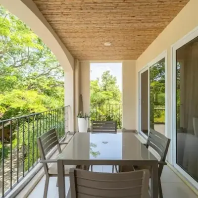 Pen11 Coastal Retreat w Pool and Ocean View Rooftop