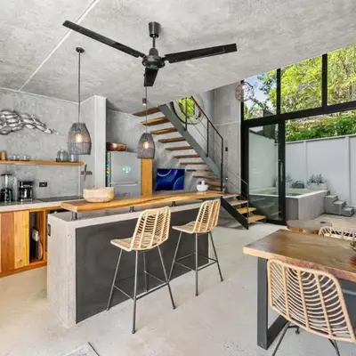 TL1 Bright Stylish Loft with Green Views