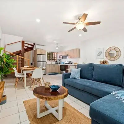 PdM6 Newly Renovated Townhome Steps to the Beach