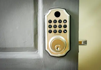 a close up of a door with a remote control at Hotel Boutique 4 Estancias in San Ramón