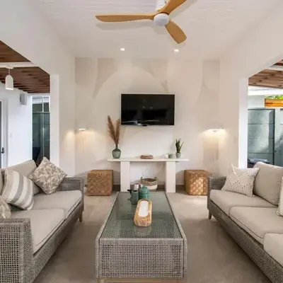 NEW! Villa