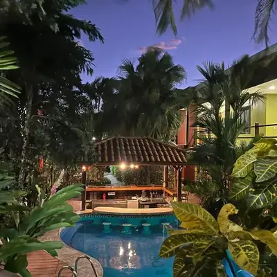 Hotel Iguana Verde