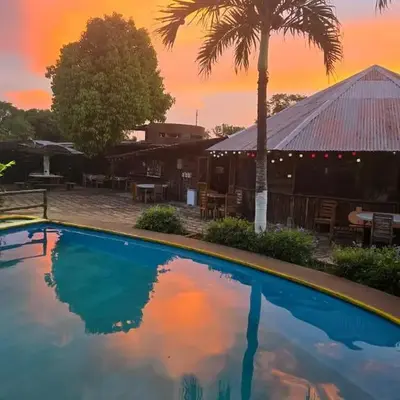 Hotel Cabañas La Teca