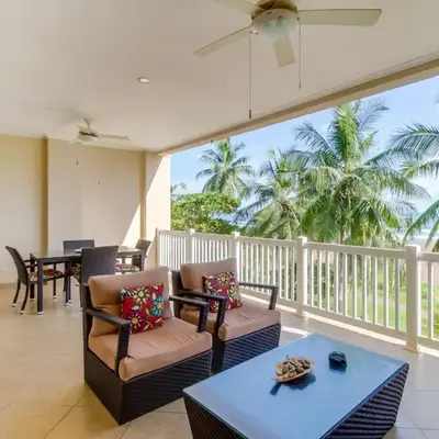 The Palms 301