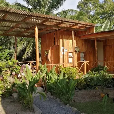 El Gecko Hotel & Tours