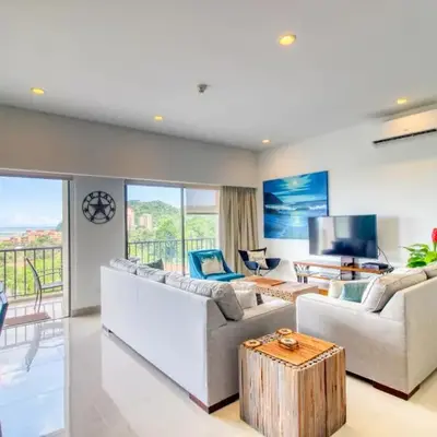 Jaco Bay 6803