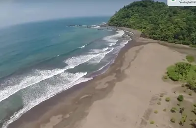 an aerial view of the beach at 3Rooms Amaizing Beach Studio in Jacó