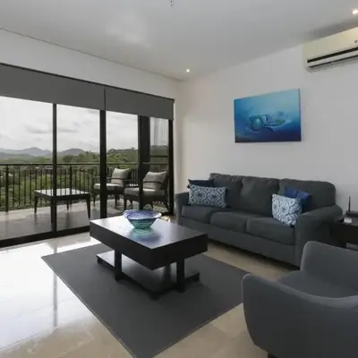 Cozy 1BR Condo with Partial Ocean View - Roble Sabana - Reserva Conchall