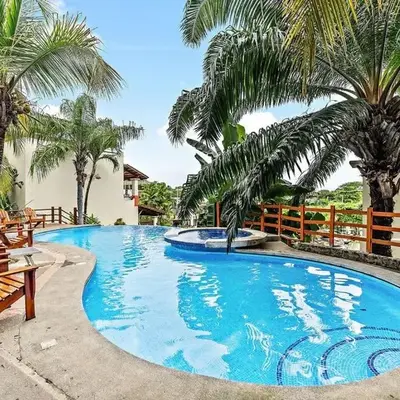 Colorful & Private 2-Bedroom Condo Just a Short Walk from the Beach