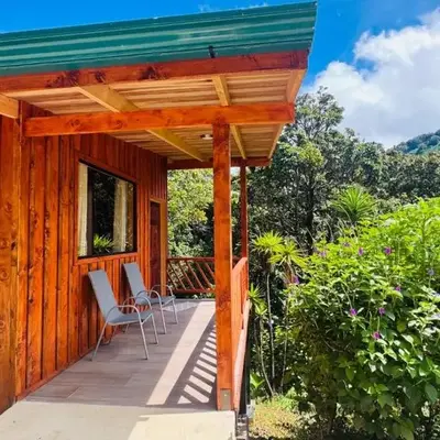 El Toucanet Lodge & Restaurante