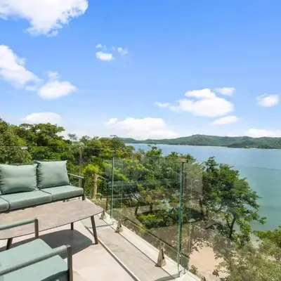 5-BD Beachfront