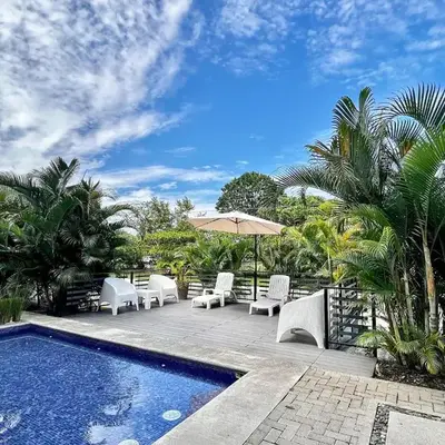 Hermoso Condominio en el Centro de Jaco Lapa Living