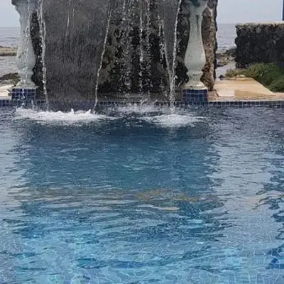 Hotel la Cueva Limon