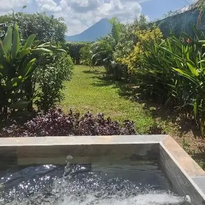 La fortuna cabañas Kwepal vista al volcan Arenal
