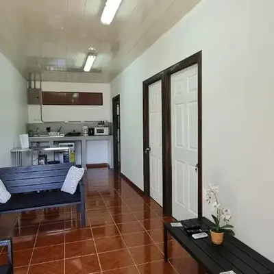 Sleep&Go! Apartamento 2 habitaciones 4 personas Siquirres centro