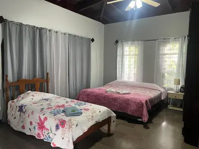 Gallery image of Casa Eva Lodging Costa Rica in San Isidro