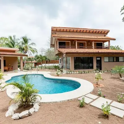 Flamingo Estates 18- 4 Br House With Pool