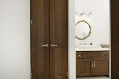 a bathroom with a sink and a mirror at Paseo Miraflores 7 At Las Catalinas in Tempate