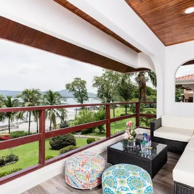 Flamingo Marina Cove 404- Oceanfront Condo