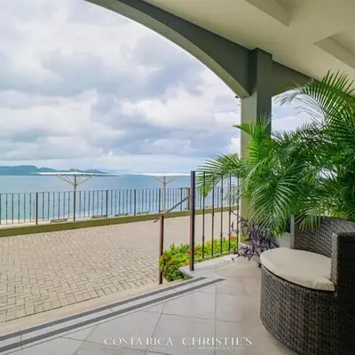 360 Splendor 306-Ocean View Condo-Breakfast